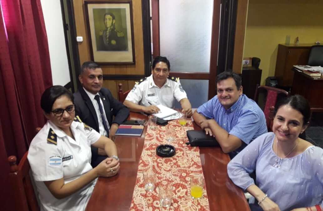 Reunión con autoridades de la Policía Provincial  y el Colegio de Psicólogos de Tucumán