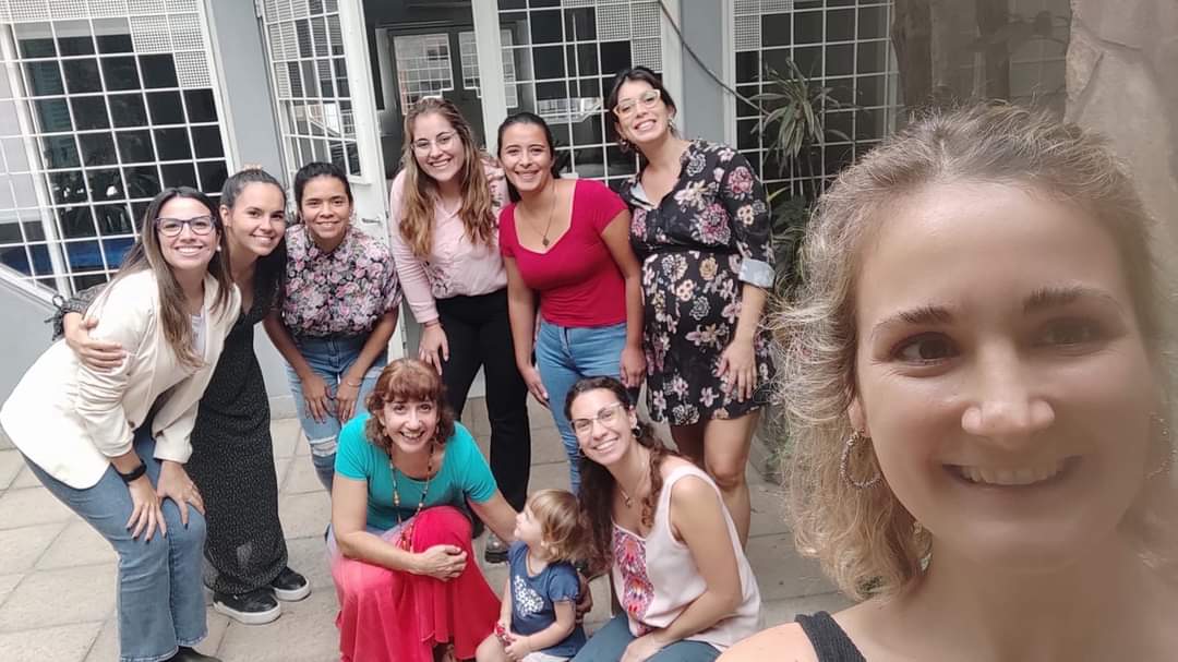 Primera cohorte de Jóvenes Graduad@s que terminan su ciclo de formación en el Consultorio clínico de atención a mujeres y sexualidades diversas en situación de violencia por motivos de género.